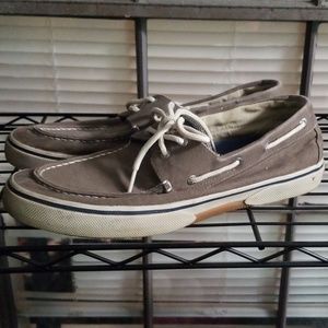 Sperry topsiders